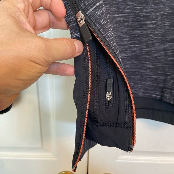 Lululemon Performance Quarter Zip - Picture 3 of 5